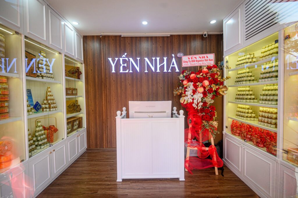 Cửa hàng Yến Nhà Đồng Nai chuyên cung cấp yến sào nguyên chất uy tín.